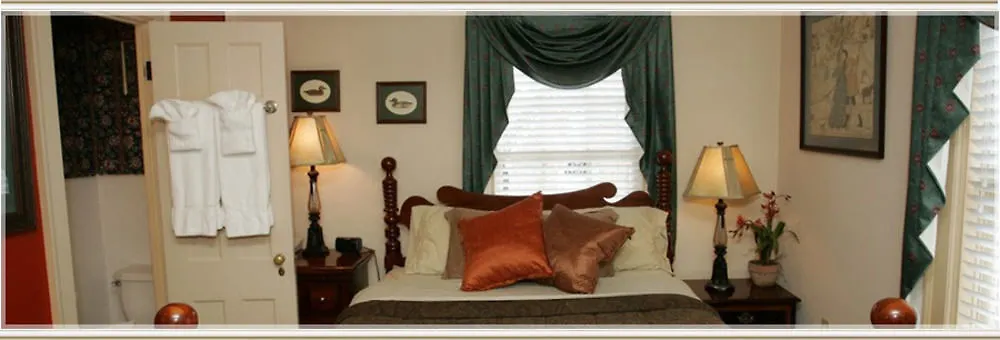 Williamsburg Manor B&B